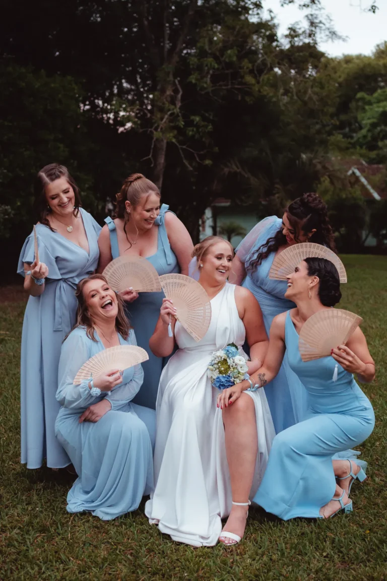 Casamento de Ana e Fred: noivos com padrinhos e madrinhas
