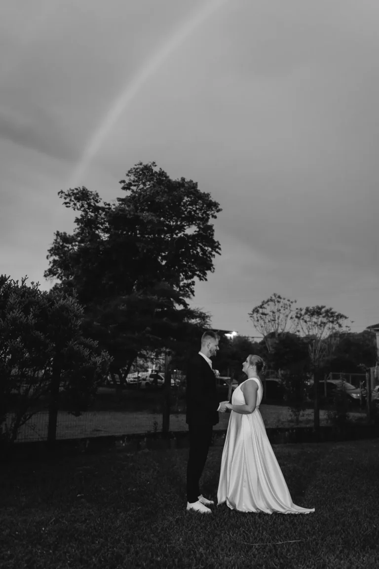 Casamento de Ana e Fred: retratos dos noivos ao pôr do sol