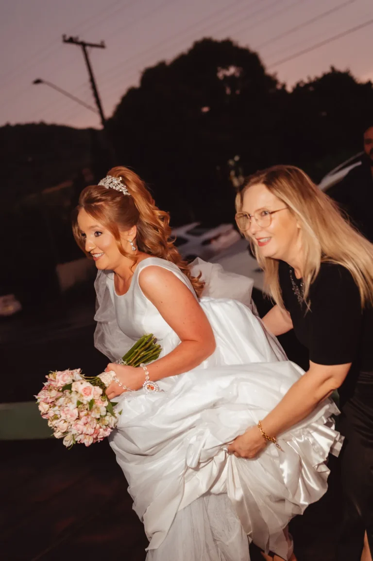 Casamento de Bárbara e Mateus: cerimônia na igreja