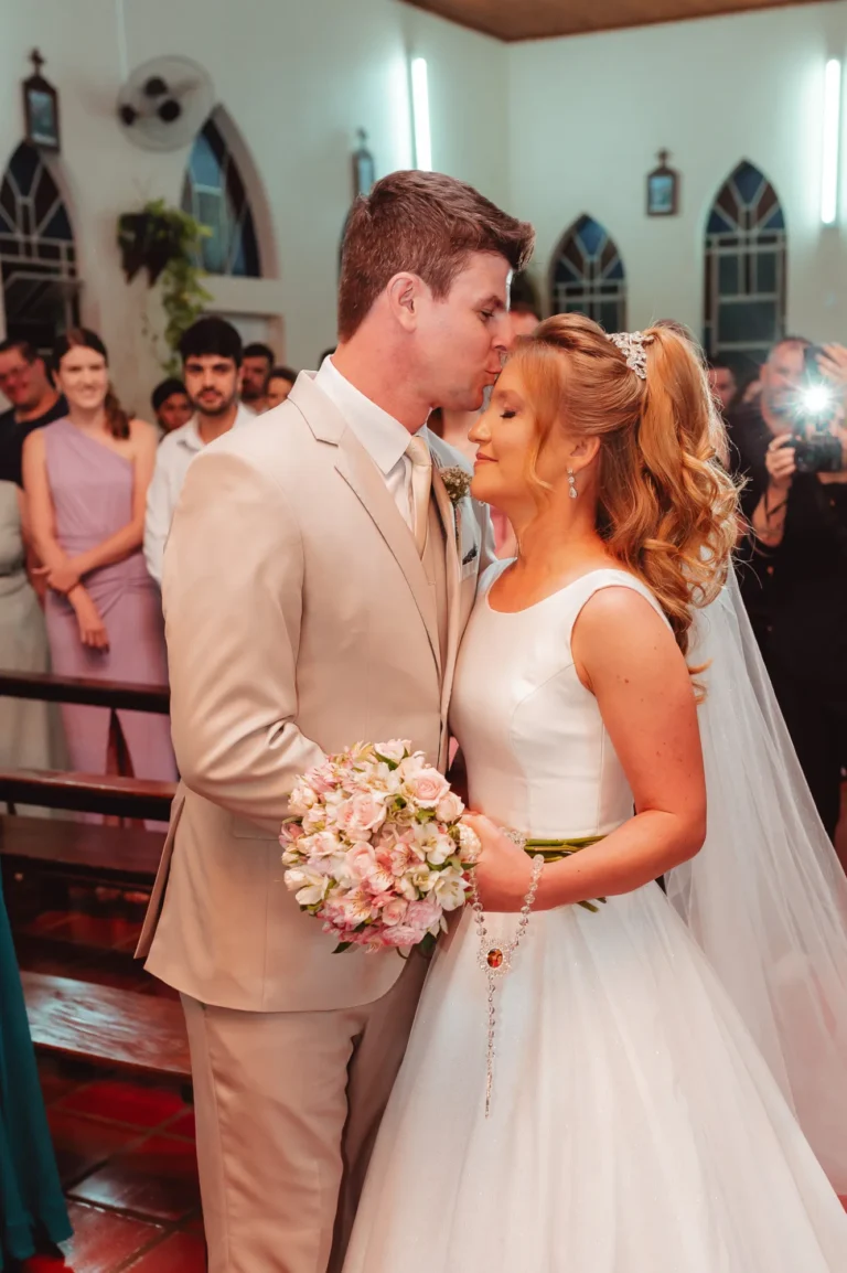 Casamento de Bárbara e Mateus: cerimônia na igreja