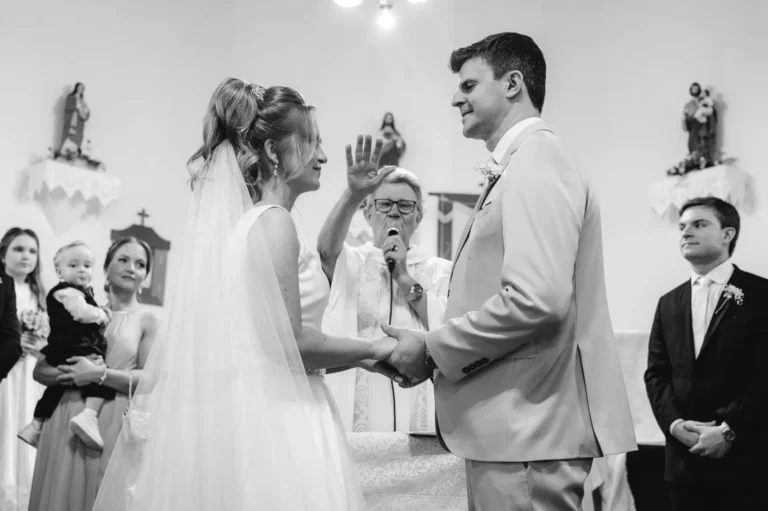 Casamento de Bárbara e Mateus: cerimônia na igreja