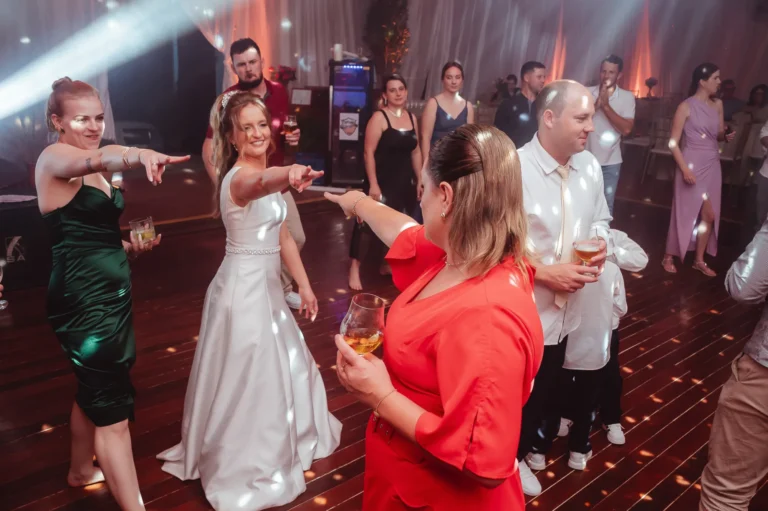 Casamento de Bárbara e Mateus: festa