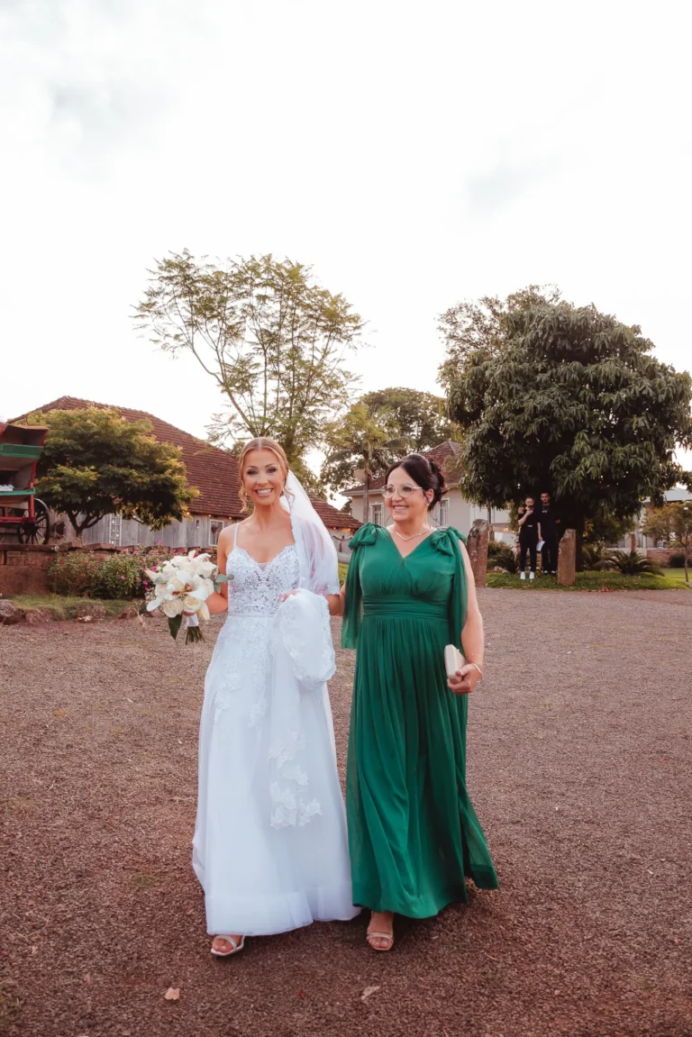 Casamento de Bruna e Douglas: cerimônia ao ar livre
