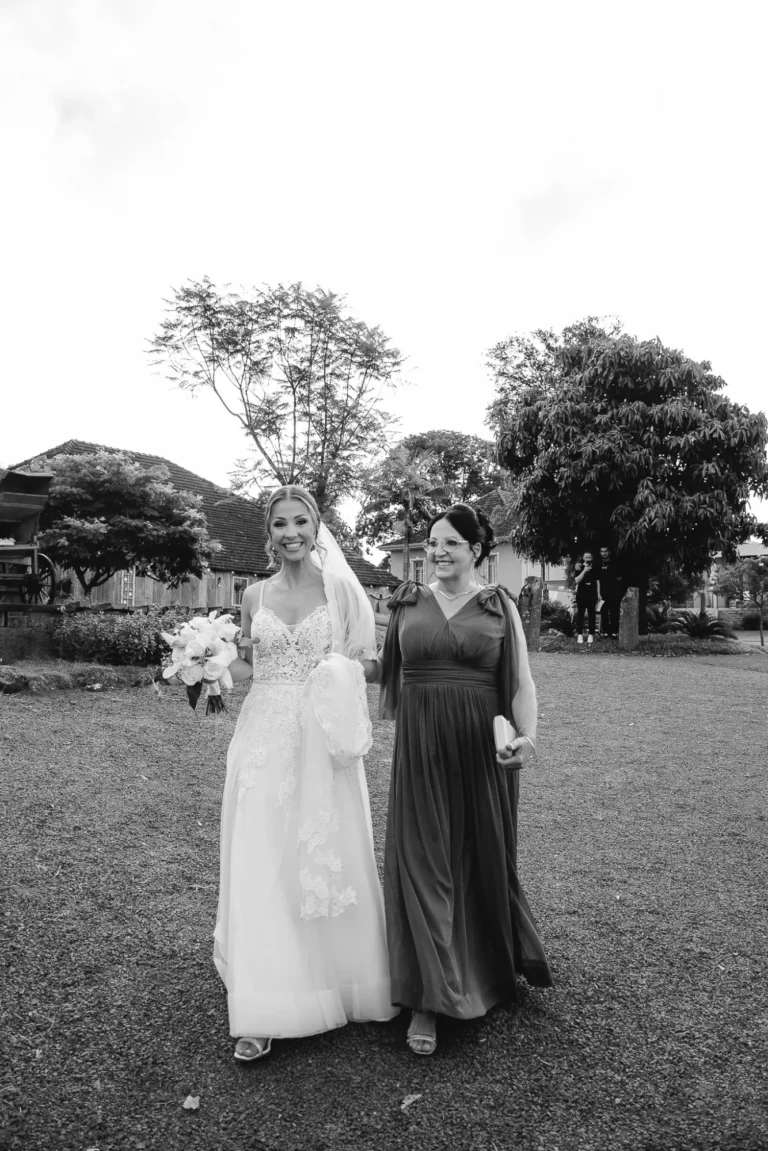 Casamento de Bruna e Douglas: cerimônia ao ar livre