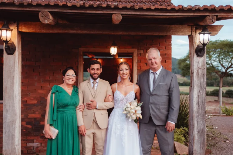Casamento de Bruna e Douglas: saída dos noivos e padrinhos