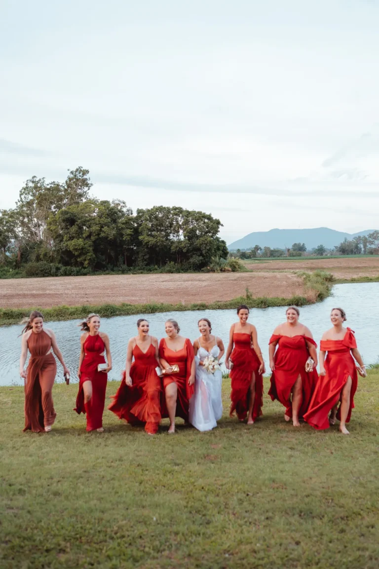 Casamento de Bruna e Douglas: saída dos noivos e padrinhos