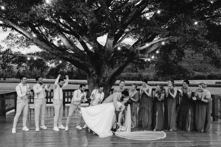 Casamento de Bruna e Douglas: saída dos noivos e padrinhos