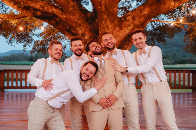Casamento de Bruna e Douglas: saída dos noivos e padrinhos