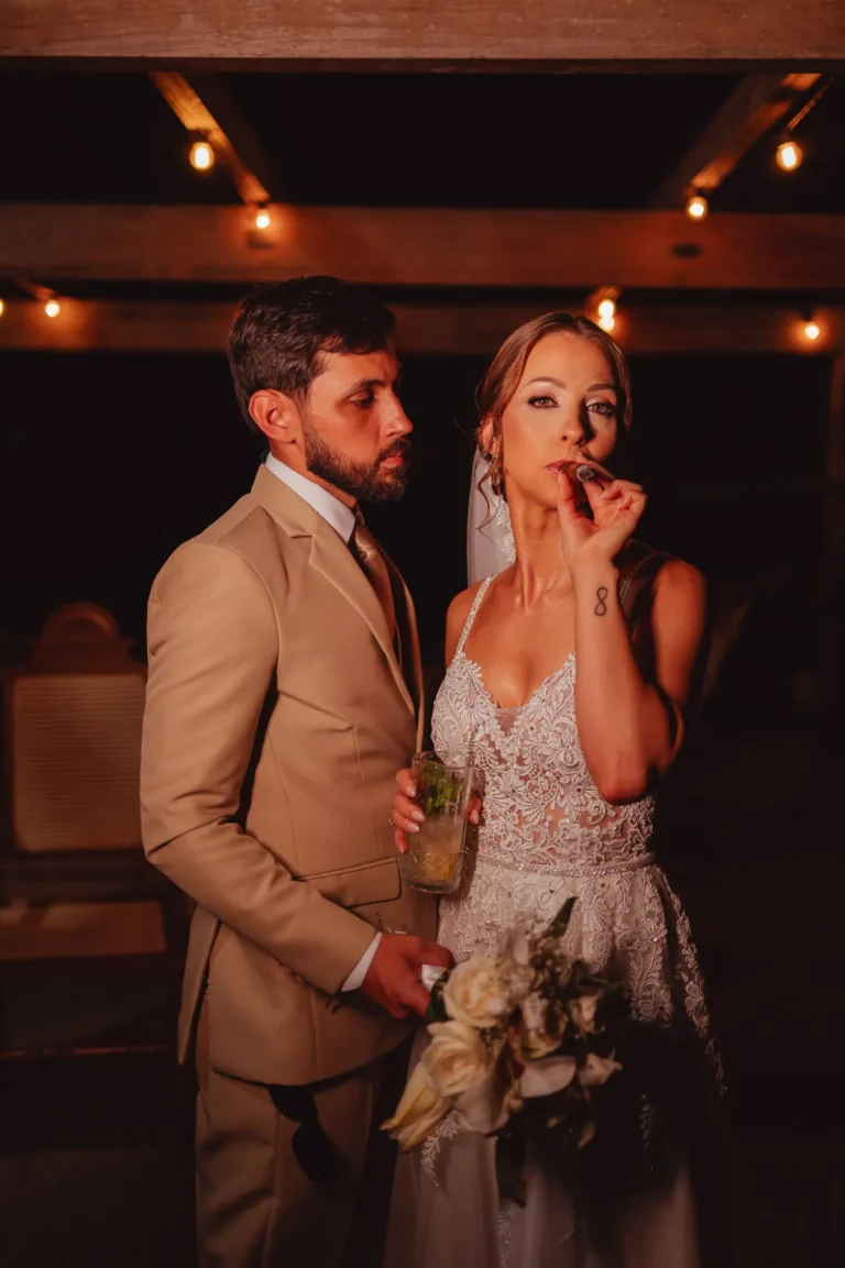 Casamento de Bruna e Douglas: retratos dos noivos à noite