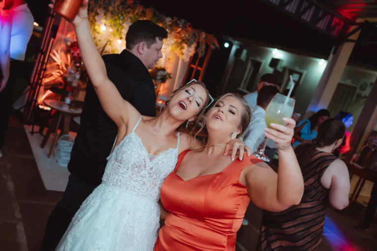 Casamento de Bruna e Douglas: festa