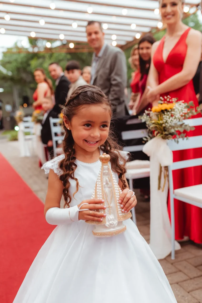 Casamento de Carla e Dionei: cerimônia ao ar livre