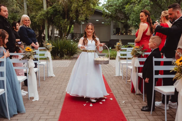 Casamento de Carla e Dionei: cerimônia ao ar livre