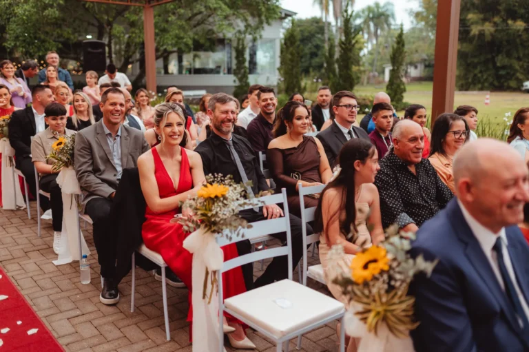 Casamento de Carla e Dionei: cerimônia ao ar livre