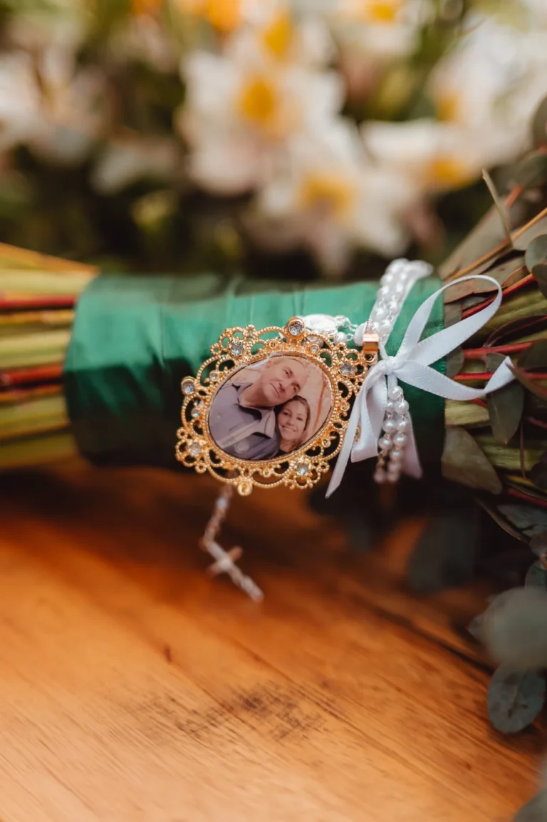 Casamento de Carla e Dionei: cerimônia ao ar livre