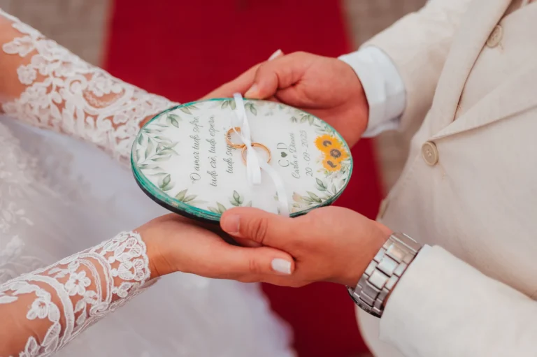 Casamento de Carla e Dionei: cerimônia ao ar livre