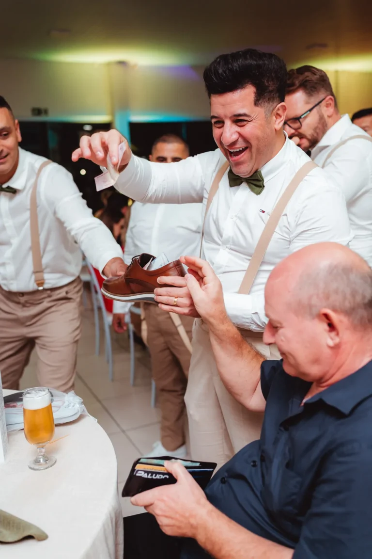 Casamento de Carla e Dionei: festa