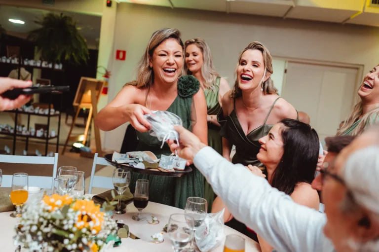Casamento de Carla e Dionei: festa