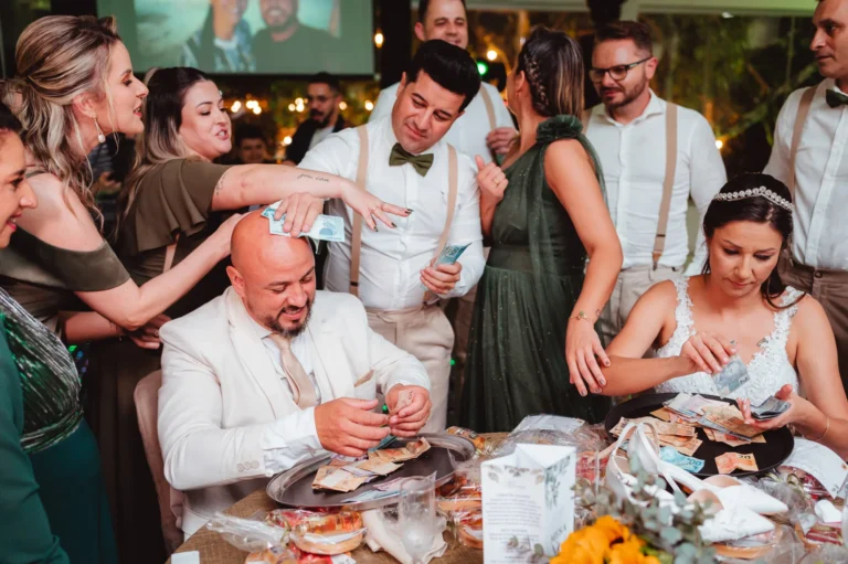 Casamento de Carla e Dionei: festa