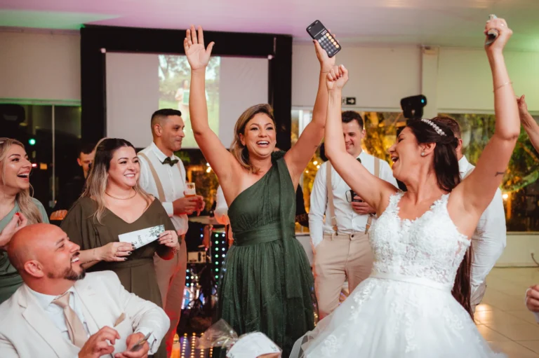 Casamento de Carla e Dionei: festa