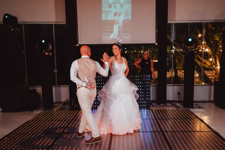 Casamento de Carla e Dionei: festa