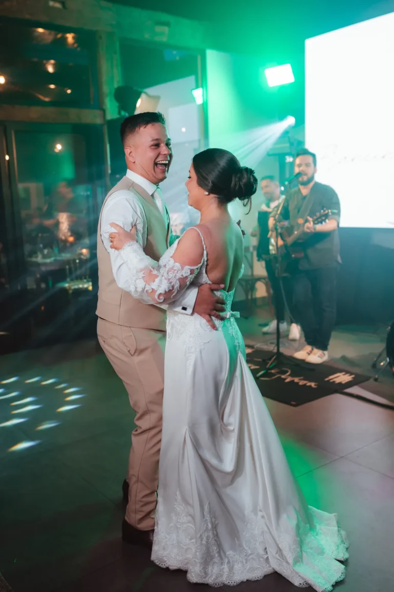 Casamento de Fran e Djonatan: festa