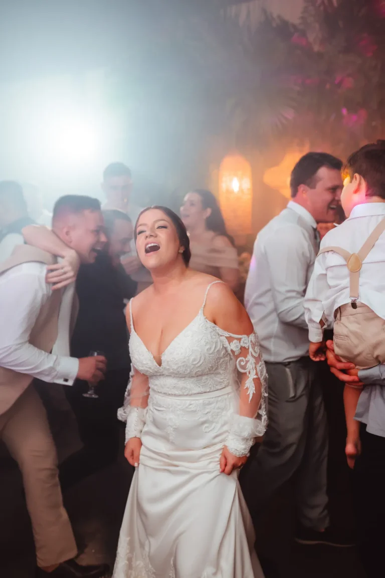 Casamento de Fran e Djonatan: festa