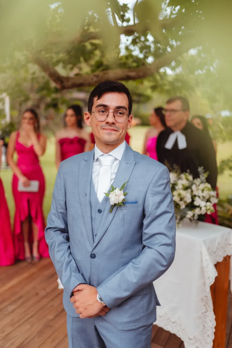 Casamento de Thais e Mateus: cerimônia ao ar livre