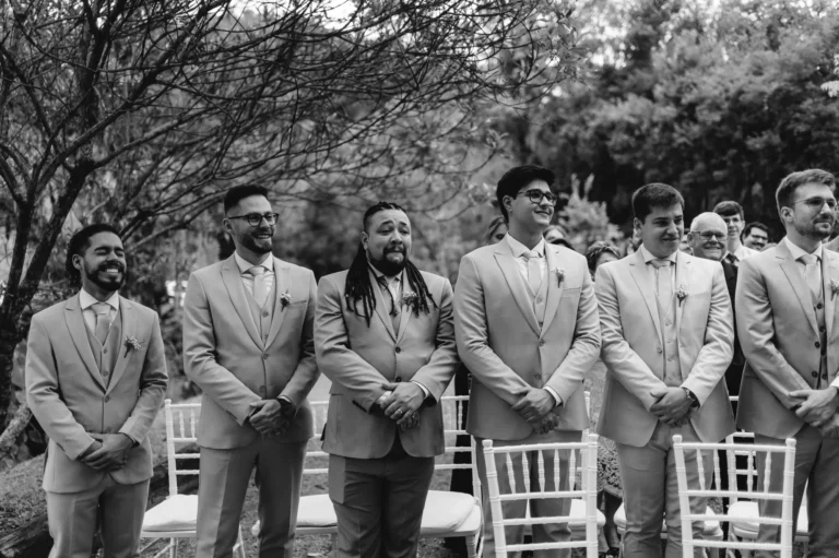 Casamento de Thais e Mateus: cerimônia ao ar livre